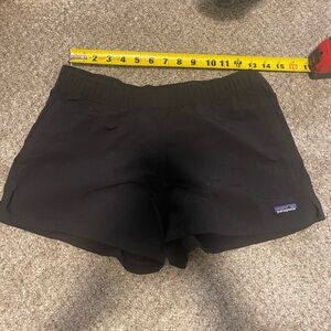 Patagonia women’s Baggies